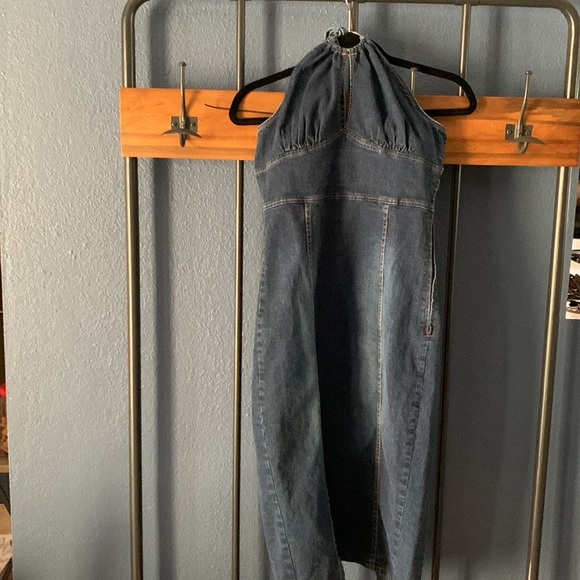 Baby Phat halter backless dress. Fits like a 10/12 - Picture 8 of 9